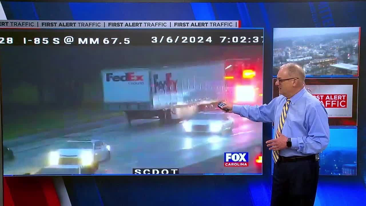 All lanes blocked on I-85 in Spartanburg Co. due to crash - YouTube