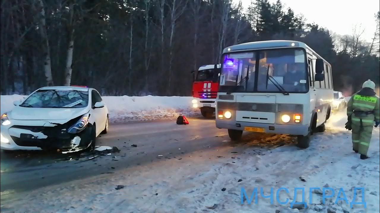 Происшествие димитровграде три сосны. ДТП С автобусом в Димитровграде.