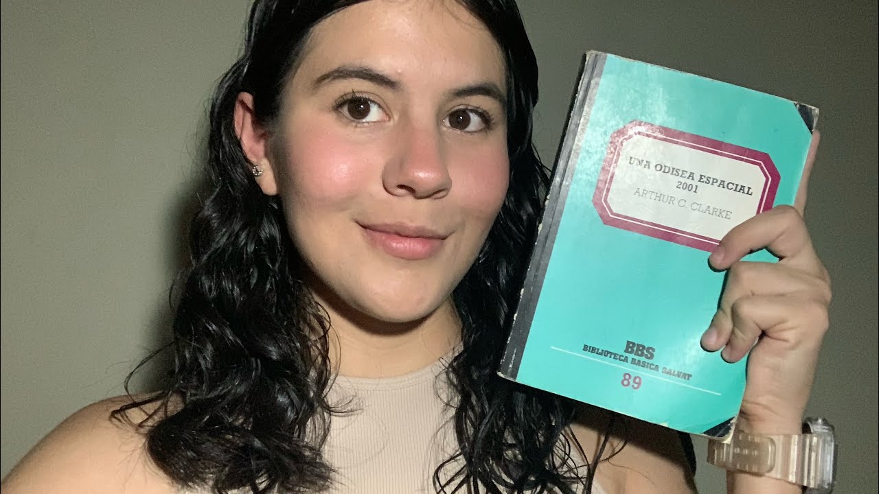 Leyendo “Una Odisea Espacial”| ASMR Mx
