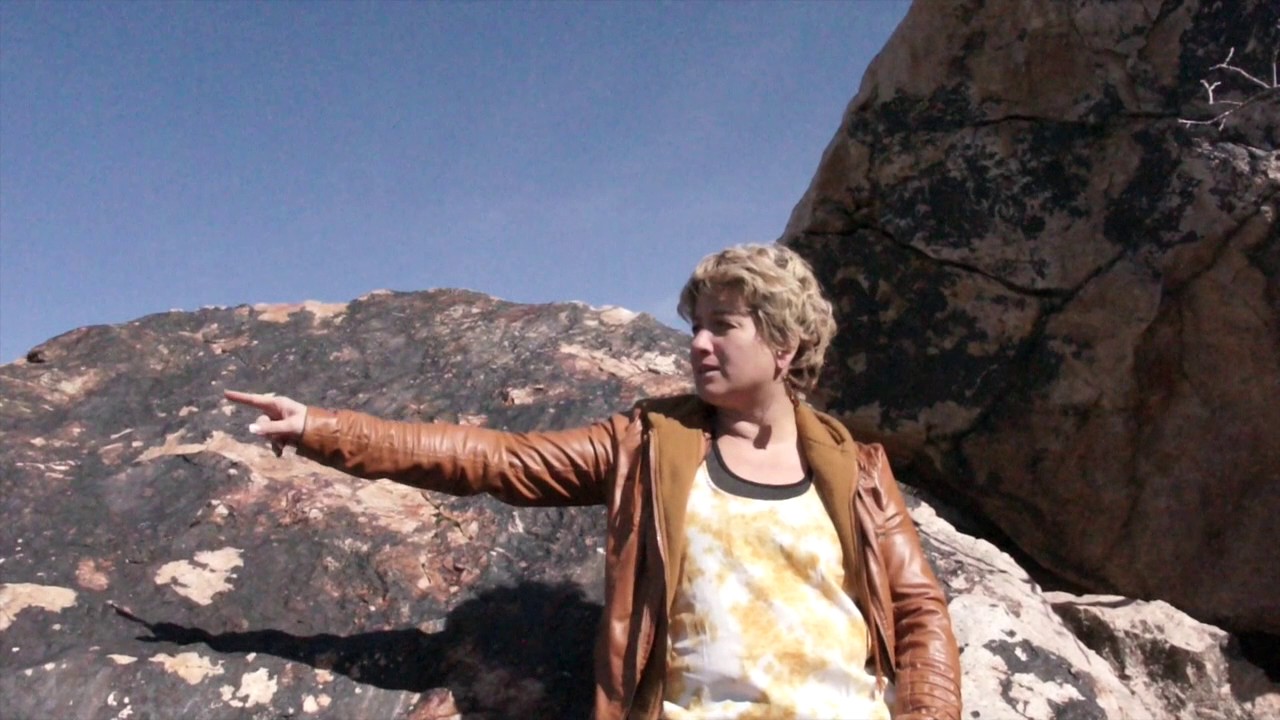 Spiritualist says the Mystery Glyphs where left by a group tracking down  Nephilim Giants