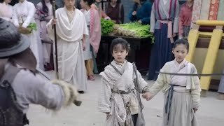 Wuxia Film:Surrounded by skilled masters, the kid takes them down with his exceptional martial arts.