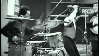 Miniatura de vídeo de "Young Rascals... GOOD LOVIN'   (Live Studio)"