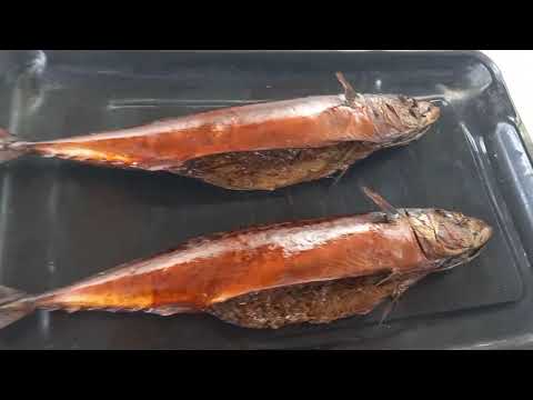 Video: Smoked Mackerel In A Simple Marinade