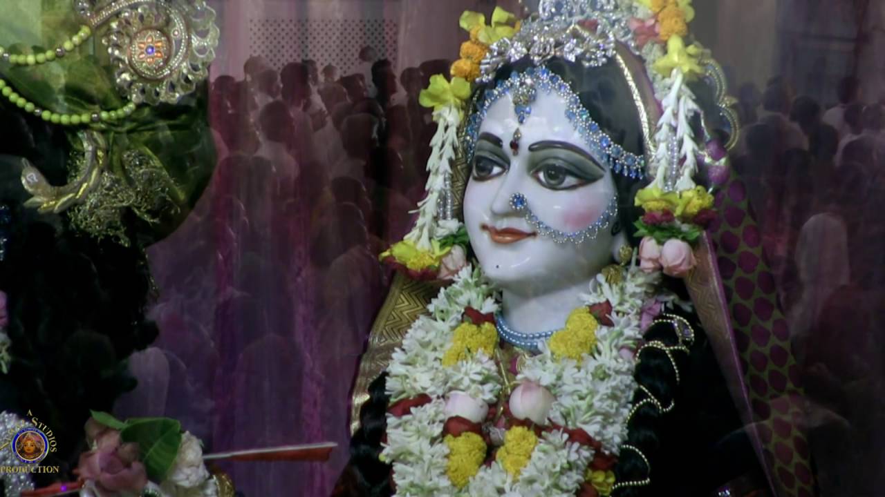 2016 Sri Radhastami Day Mangal Aarti in Sri Dhama Mayapur, India ...