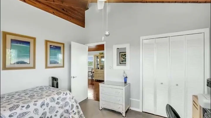 Coldwell Banker Schmitt Real Estate Co. - 3231 Pom...