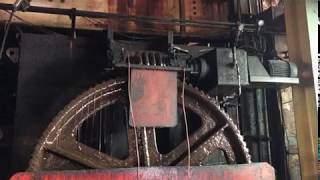 Operation Of A Conventional Crown And Worm Gear In A Crystallizer