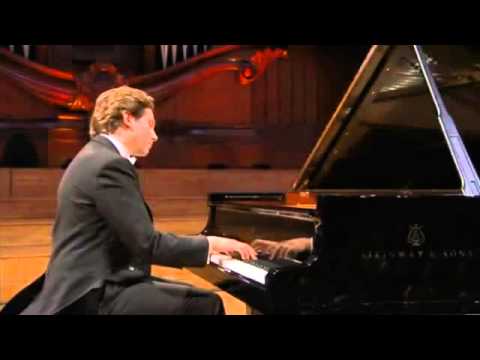 Chopin Competition 2010 - Jayson Gillham - Valse o...