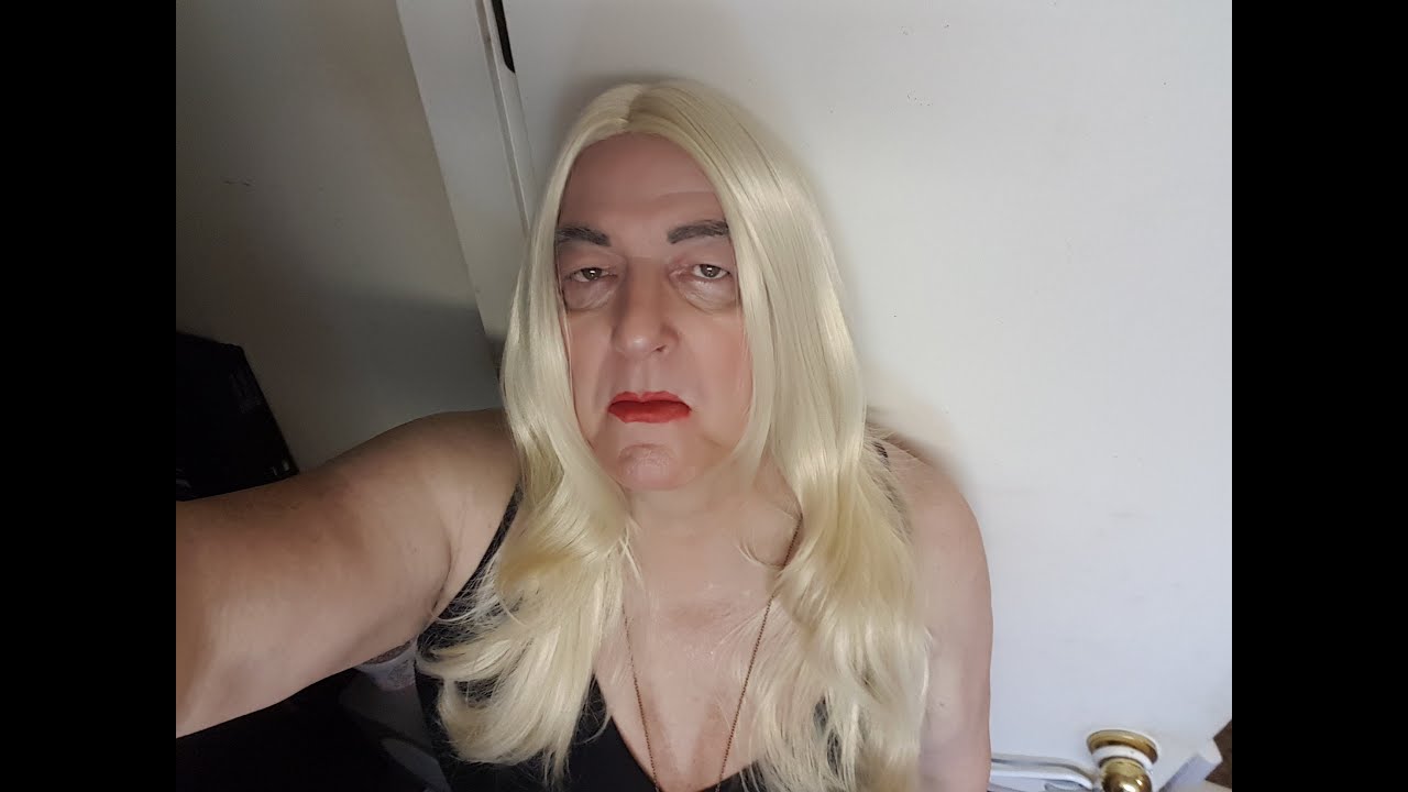 HOW TO BEGINNER EASY DRAG/MAKEUP TUTORIAL 3 PART 2 - YouTube