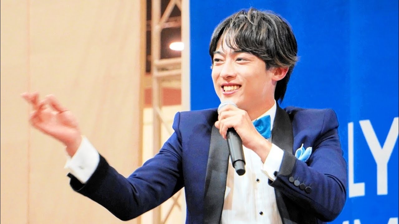 公演となり、大阪公演では辰巳の出身地であ る藤井寺市の「藤井寺アンバサダー」就任 の発表と藤井寺市長を招いての任命式も執りin Japanese 