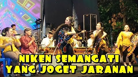 niken sempatkan nyanyi ketika pesinden campursari mayangkara nari jaranan @JAGADKADIRI
