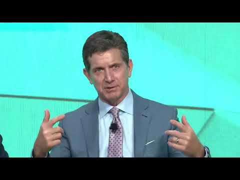 Video: Alex Gorsky Nettowaarde: Wiki, Getroud, Familie, Trou, Salaris, Broers en susters