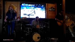 Super Kilo live 2 at the Tipsy Oak (4)