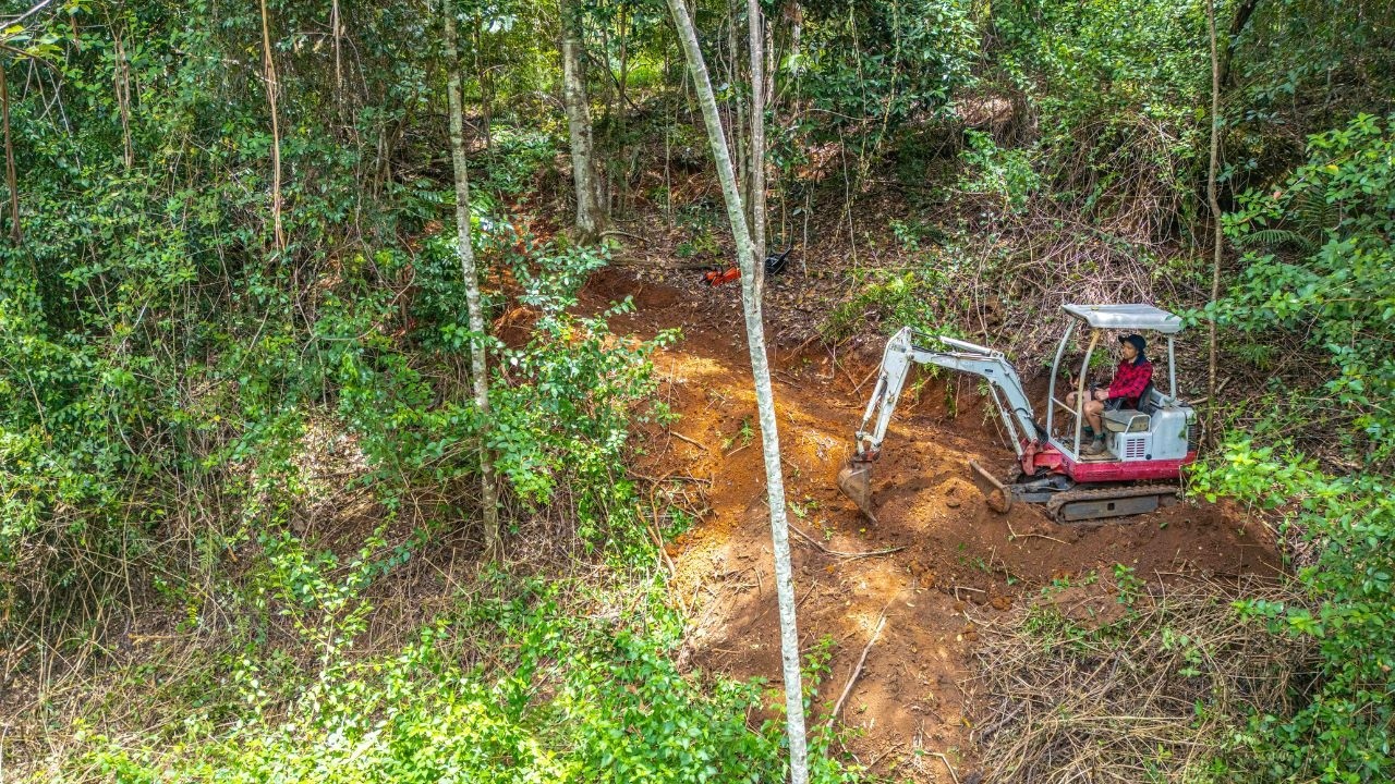 Building an ATV Track to the Creek (Excavator Timelapse & Off Grid Adventure)