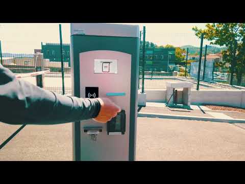 Video: Kako Položiti Novac Putem Terminala Za Plaćanje