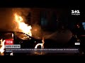 Новини України: на території медуніверситету у Львові повністю вигоріли три авто