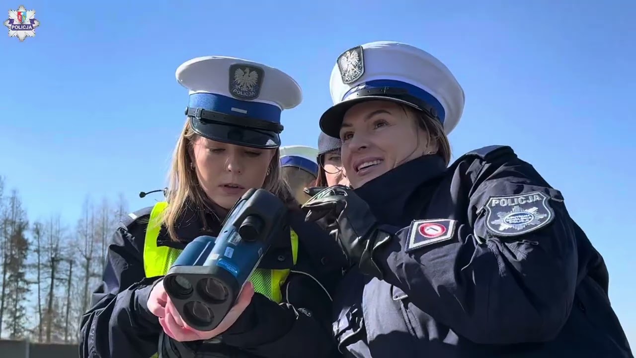 Policjanci ruchu drogowego z Podkarpacia szkolili się z obsługi ręcznych mierników prędkości