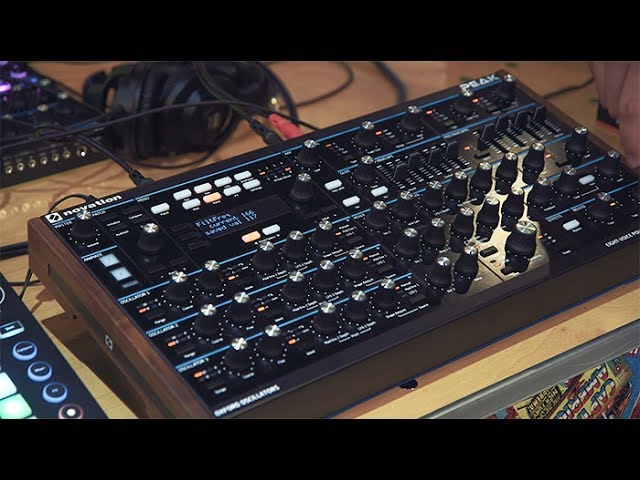 ノノノページ Novation Peak 8-Voice Desktop Synth - YouTube