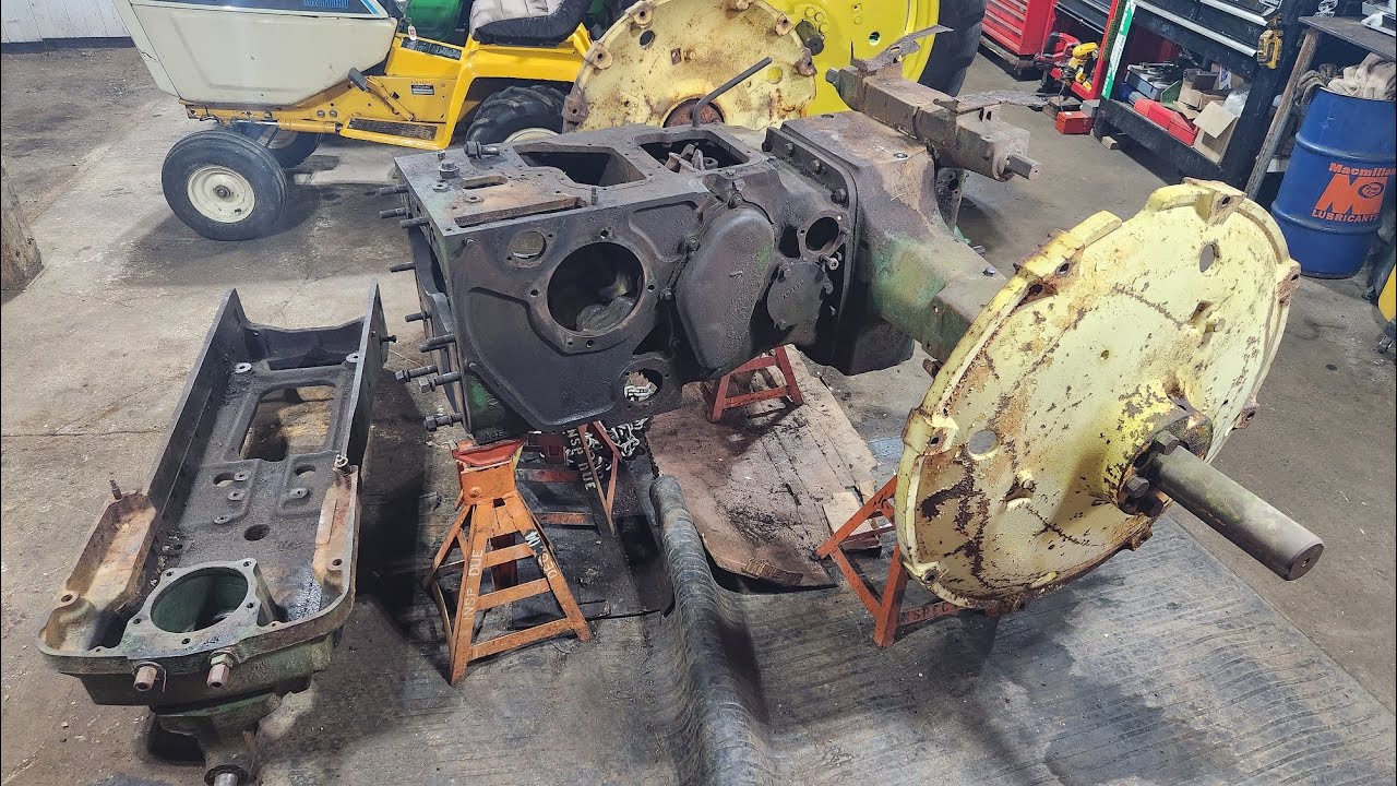 John Deere 60 Teardown - Part 2: Engine Block, Crankcase, Governor ...