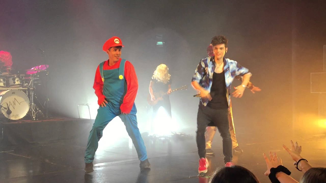 TourWhoIAMLleida (Abraham Mateo) 26/9/15 