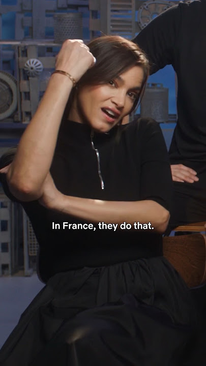 Sofia Boutella from Rebel Moon teaches us how to be rebels with just one hand