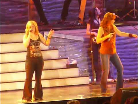 Sweet Dreams live 2 Worlds 2 Voices Tour Jan 26, 2008 YouTube