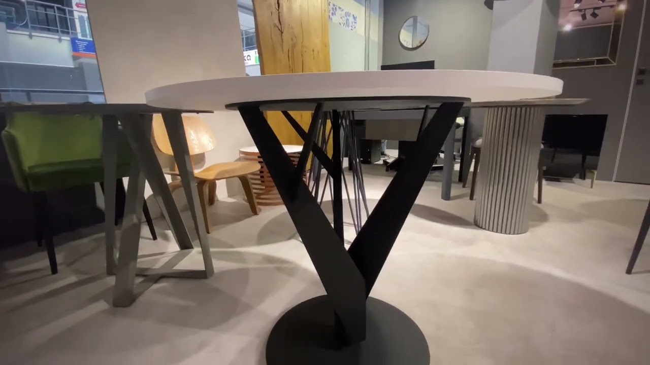 Обеденный стол Крона черно-белого цвета  - лучшие Обеденные столы в INMYROOM Обеденный стол Крона черно-белого цвета  - лучшие Обеденные столы в INMYROOM