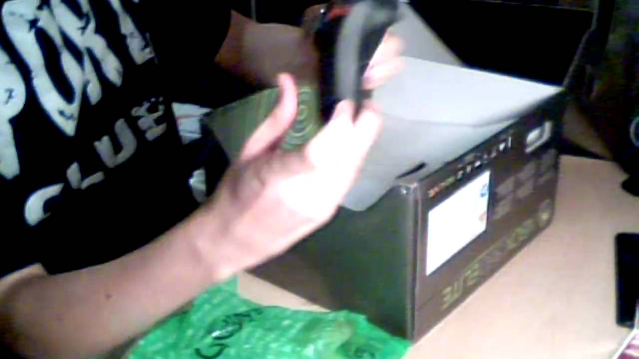 Xbox 360 Elite Unboxing Video (In German/Deutsch) 720p [HD] YouTube