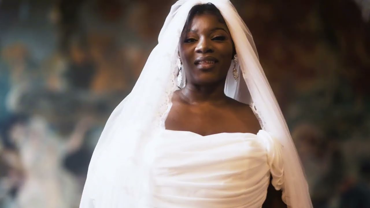 Tina- Voilà moi  - Clip Officiel