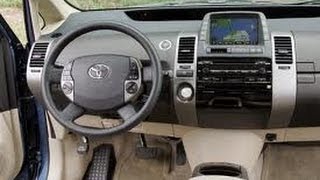 How to Reset the Maintenance Required Light on a Toyota Prius