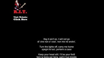 All The Small Things - Blink 182 con testo e traduzione