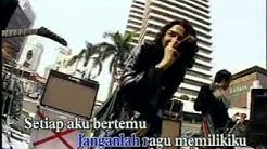 Ungu - Bayangan Semu.flv  - Durasi: 5:02. 