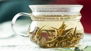 White Tea benefits | White tea Vs Green tea