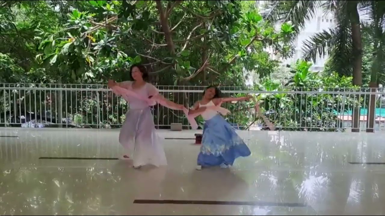 Múa Nhất mộng kinh hồng 《一梦惊鸿》- Cover: Mommy & Sunny