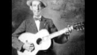 PISTOL PACKING PAPA by JIMMIE RODGERS chords