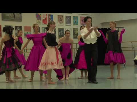 Royal Winnipeg Ballet - Val Caniparoli's A Cindere...