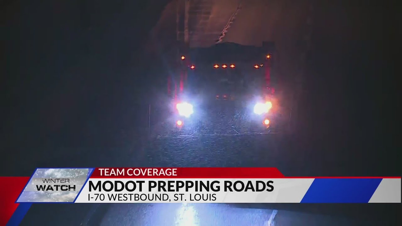 MoDOT, IDOT prepping roads for Friday snow - YouTube