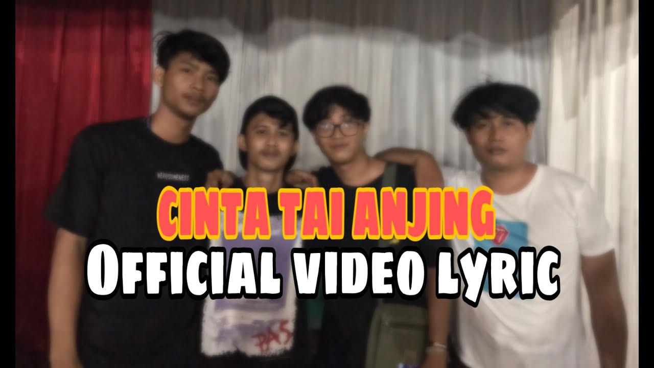 Tonton video musik {trackName} dari {artistName}