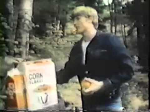 Old Kelloggs Corn Flakes Commercial 1970