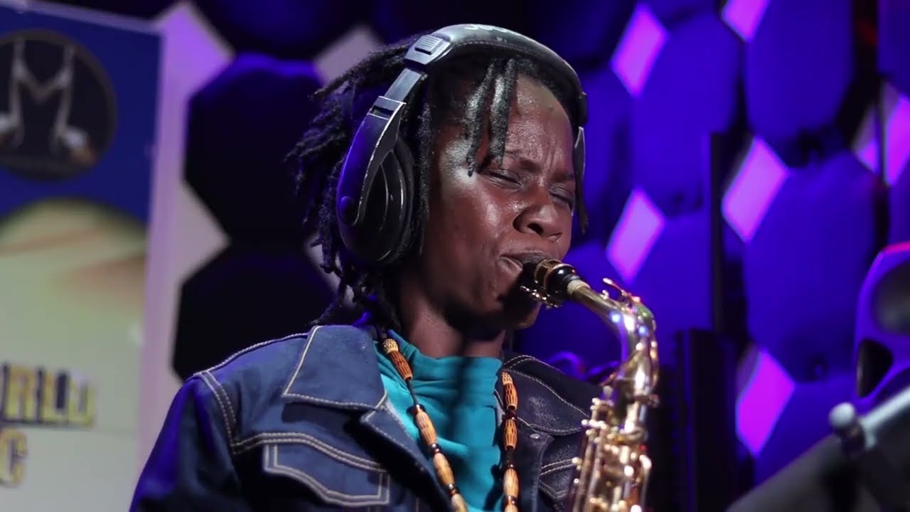 I SURRENDER ALL   Sax Challenge   VERASAX