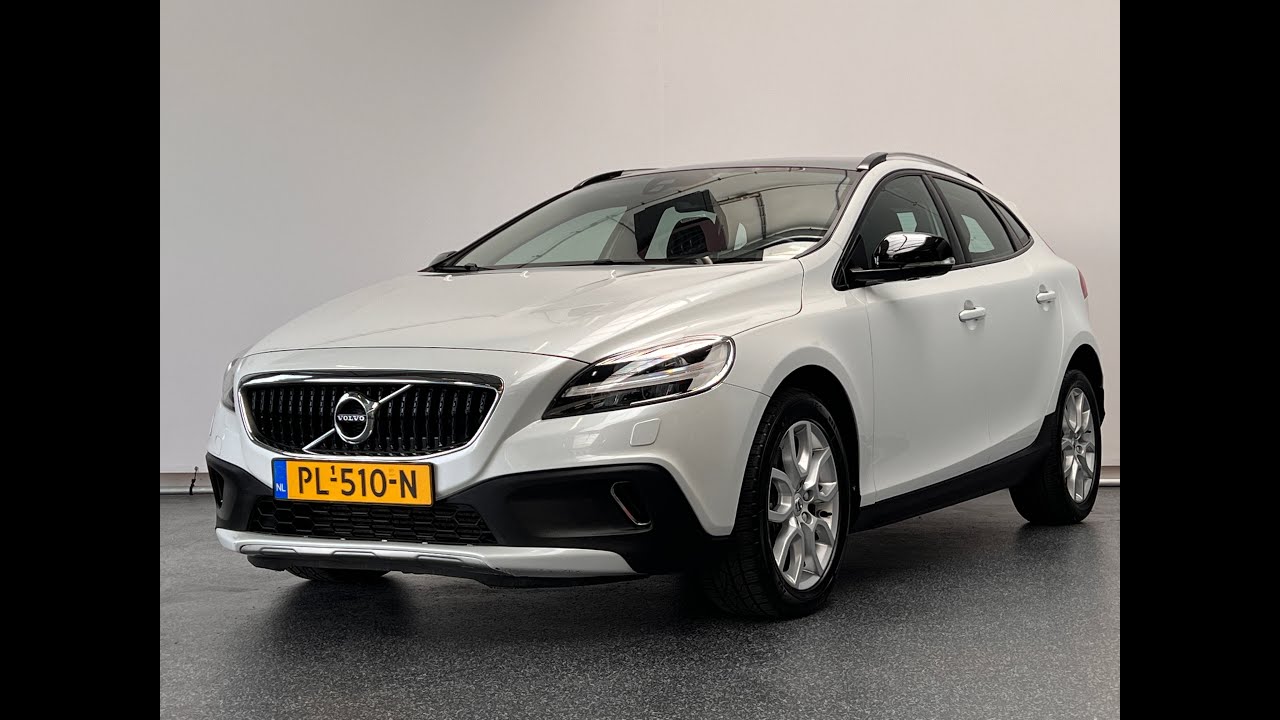 Volvo V40 Cross Country 1.5 T3 Nordic+ | 2017 | Review - YouTube