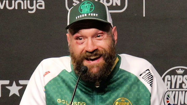 Tyson Fury FIRES BACK AT JUDGES & Says HE WON BOTH FIGHTS vs Usyk at post fight press conference