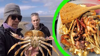 Catching Big Dungeness Crab On A Crab Snare  Oregon Dungeness Crabbing