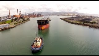 The complex and dangerous Centre Lead Forward Tug Manoeuvre, Port Kembla, Australia