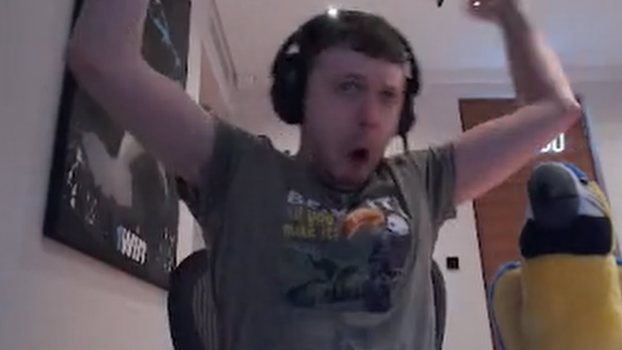 Вывез бы против гориллы с битой?