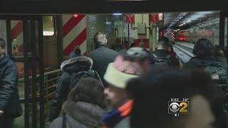 Metra Advises Commuters To Avoid Union Station