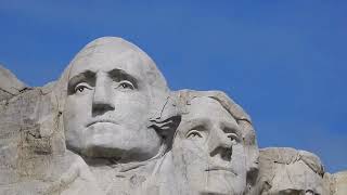 죽기 전 꼭 봐야한다는 곳 중의 하나인 Mount Rushmore, South Dakota 입니다