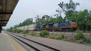 CSX I032 Passes The Savannah Georgia Amtrak Station 