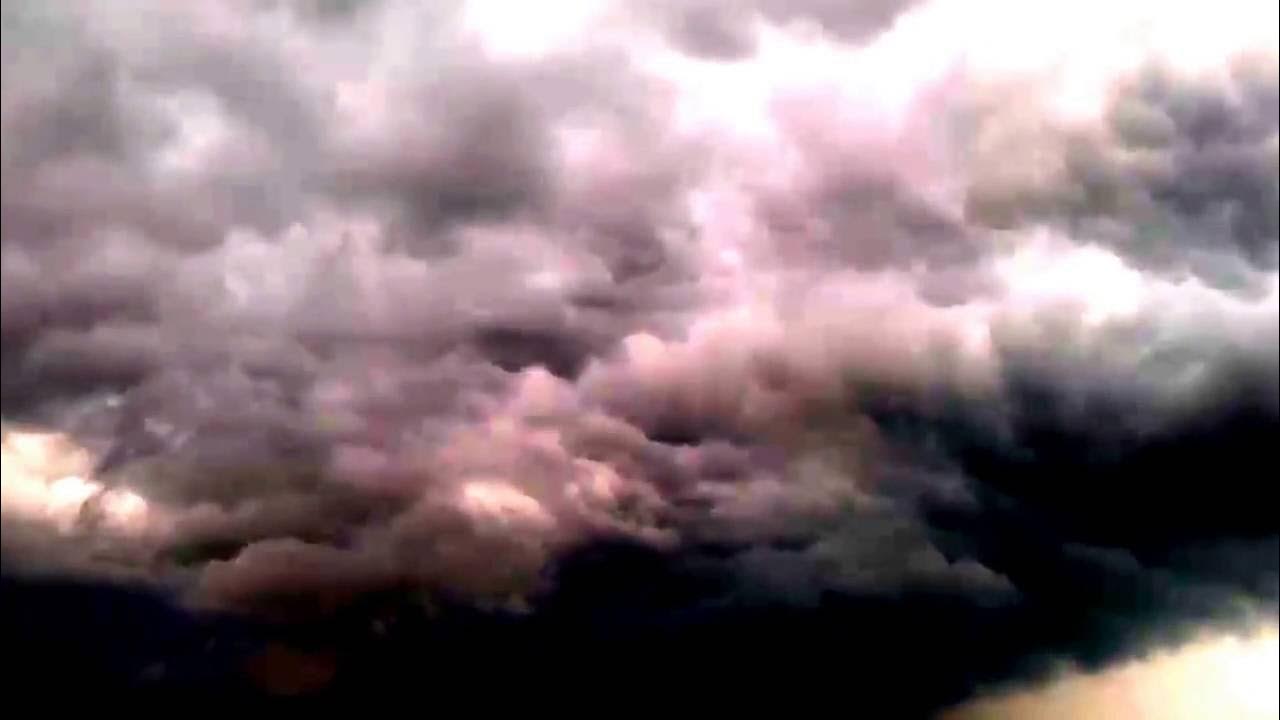 Черные тучи песня. Clouds in the Black Sky. Облака серые Blackscreen.