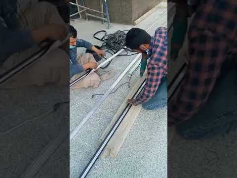 عمال اضواء الخليل