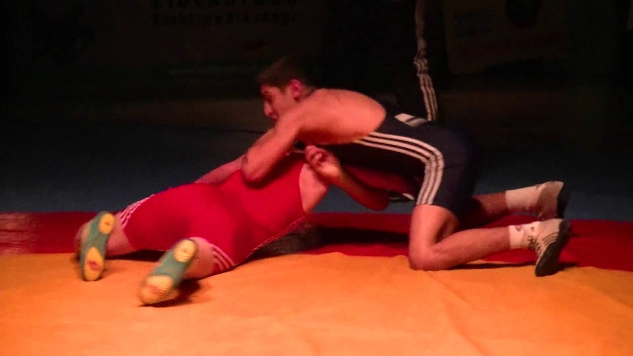 Ringen FC Erzgebirge Aue (M. Becher) - KSC Motor Jena (H. Ismail) 54 kg GR